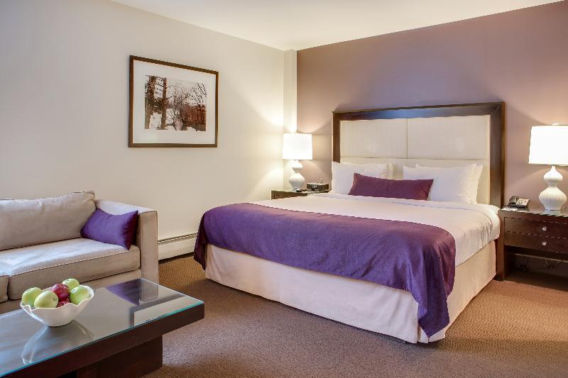 The Andrew Hotel