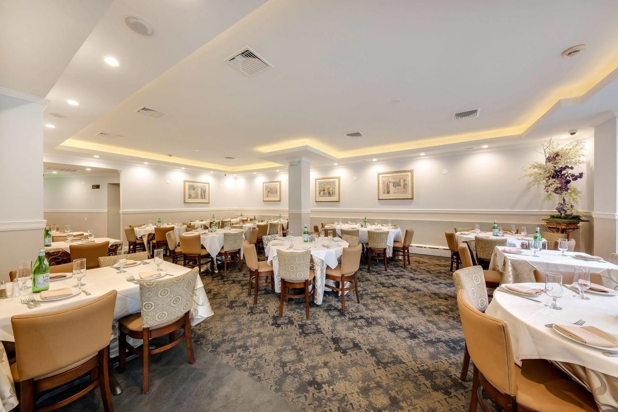 Hotel The Andrew 4*