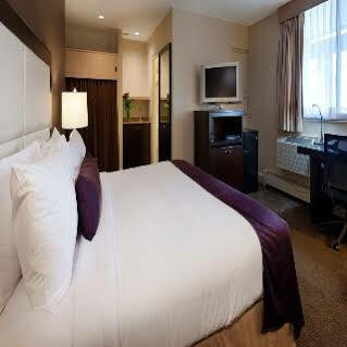 The Andrew Hotel